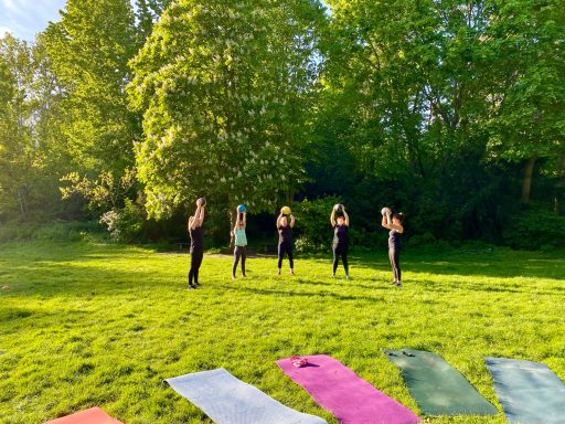Outdoor Power Group Workout dienstags im Volkspark